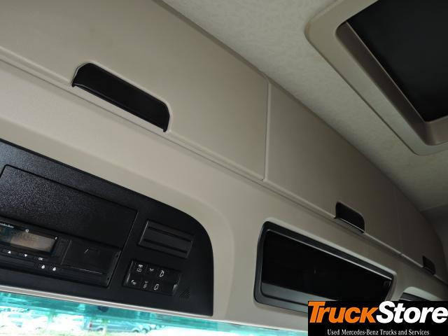 Mercedes-Benz Actros 1845 LS - Sadulveok: pilt 2 Mercedes-Benz Actros 1845 LS - Sadulveok: pilt 2