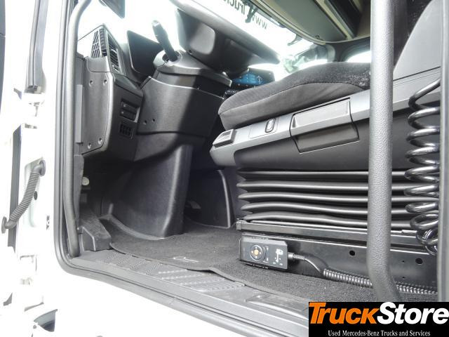 Sadulveok Mercedes-Benz Actros 1845 LS: pilt 6
