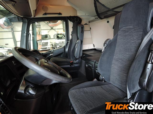 Sadulveok Mercedes-Benz Actros 1851 LS: pilt 6
