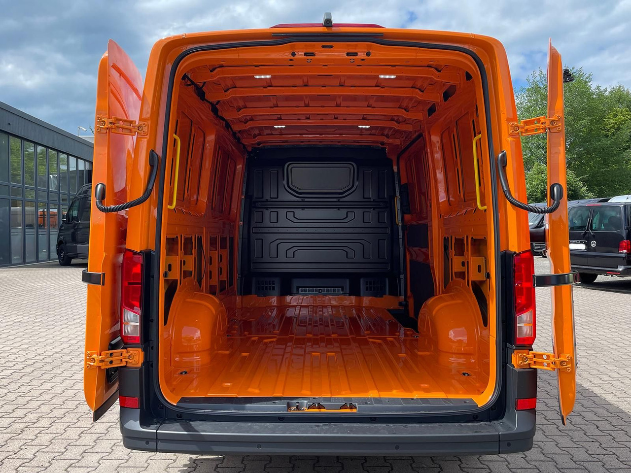 Auto MAN TGE 3.180 Kasten L3H2 TEMPOMAT LED STANDHZ NAVI: pilt 11