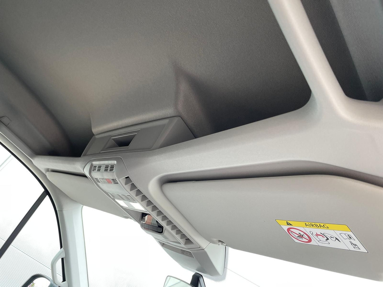 Auto MAN TGE 3.180 Kombi L3H2 4x4 TEMPOMAT KAMERA 8-SITZE: pilt 30
