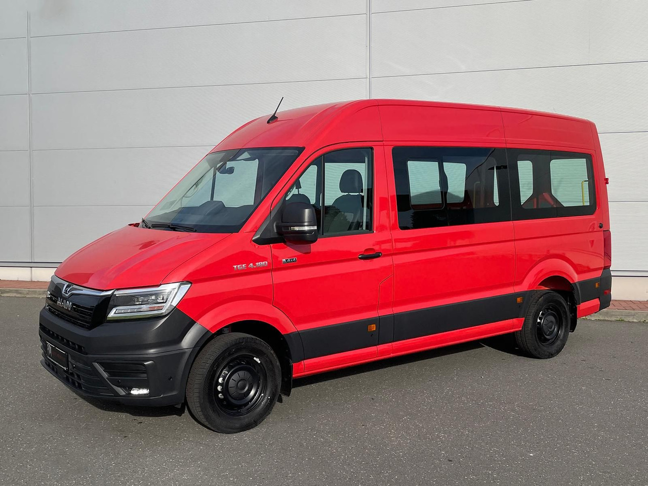 MAN TGE 3.180 L3H3 4x4 FEUERWEHR LED TEMPOMAT - Auto: pilt 1 MAN TGE 3.180 L3H3 4x4 FEUERWEHR LED TEMPOMAT - Auto: pilt 1