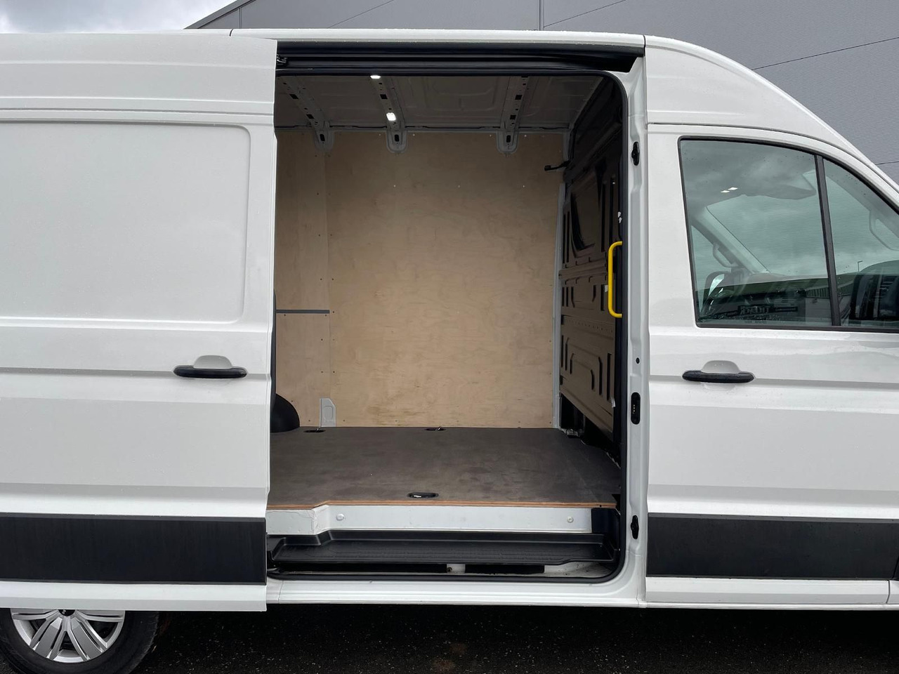 Auto MAN TGE 3.180 L3H3 Kasten 4x4 AUTOM DIFF AHK TEMP: pilt 9