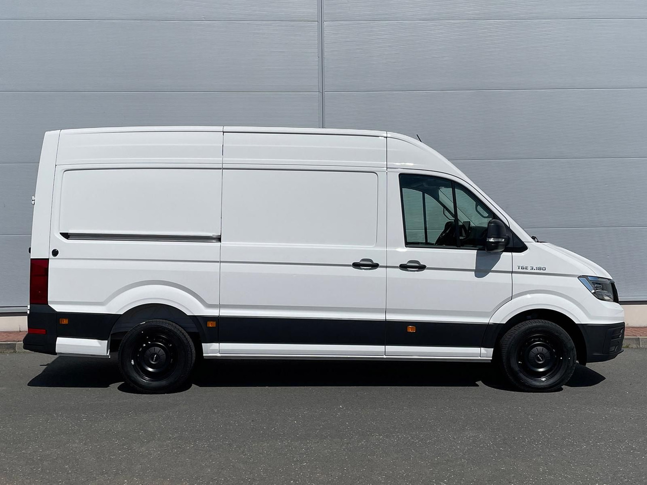 MAN TGE 3.180 L3H3 Kasten STANDHZ ACC NAVI KAMERA - Auto: pilt 5 MAN TGE 3.180 L3H3 Kasten STANDHZ ACC NAVI KAMERA - Auto: pilt 5