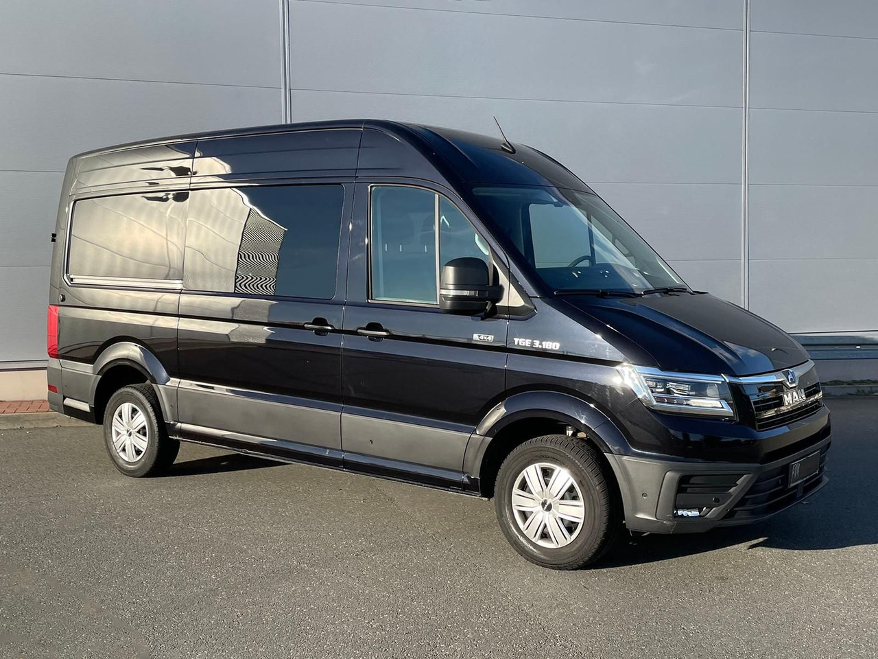 MAN TGE 3.180 L3H3 MIXTO 4x4 AUTOM DIFF AHK ACC NAV - Kaubik, Meeskonnaauto: pilt 2 MAN TGE 3.180 L3H3 MIXTO 4x4 AUTOM DIFF AHK ACC NAV - Kaubik, Meeskonnaauto: pilt 2