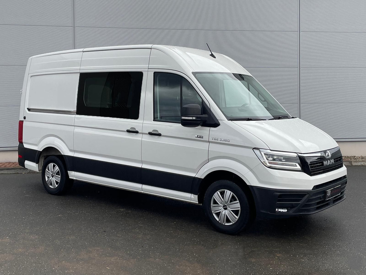 MAN TGE 3.180 L3H3 MIXTO 4x4 STANDHZ DIFF AHK ACC - Kaubik, Meeskonnaauto: pilt 2 MAN TGE 3.180 L3H3 MIXTO 4x4 STANDHZ DIFF AHK ACC - Kaubik, Meeskonnaauto: pilt 2