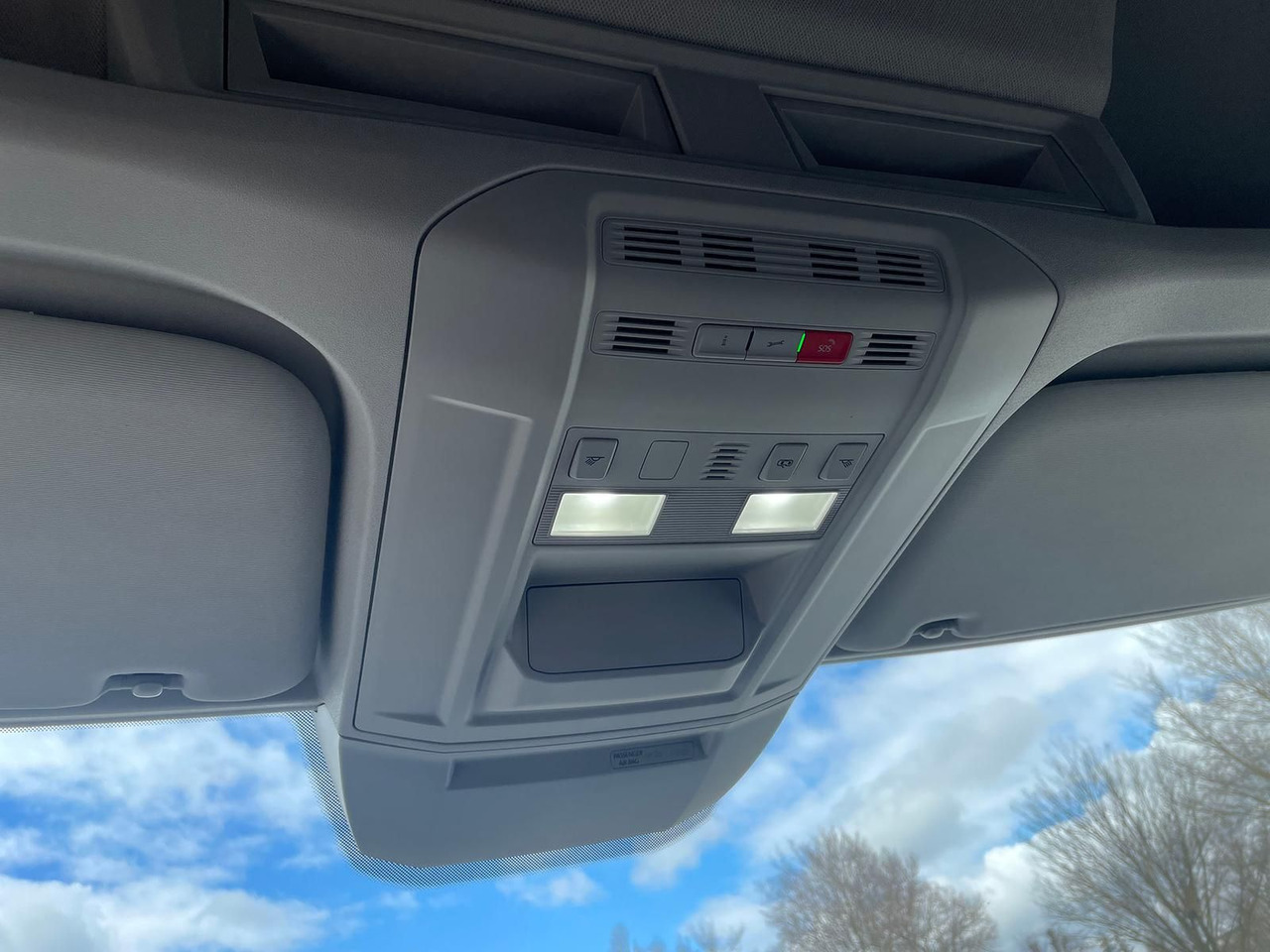 Auto MAN TGE 3.180 L4H3 Kasten 4x4 Autom LED ACC AHK: pilt 29