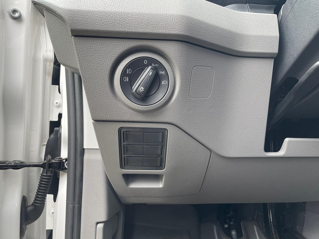 Auto MAN TGE 3.180 L4H3 Kasten 4x4 Autom LED ACC AHK: pilt 33