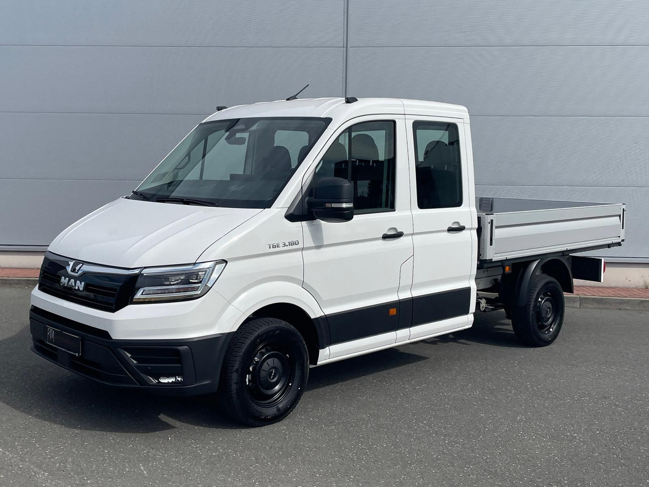 MAN TGE 3.180 Pritsche DOKA MR KAMERA AHK SITZHZ - Madelauto, Meeskonnaauto: pilt 1 MAN TGE 3.180 Pritsche DOKA MR KAMERA AHK SITZHZ - Madelauto, Meeskonnaauto: pilt 1