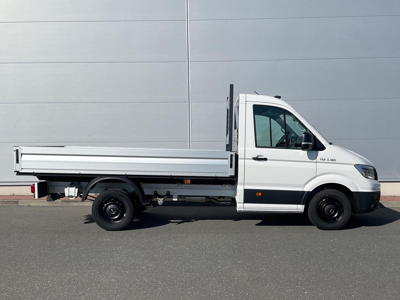 MAN TGE 3.180 Pritsche MR KAMERA AHK SITZHZ - Madelauto: pilt 5 MAN TGE 3.180 Pritsche MR KAMERA AHK SITZHZ - Madelauto: pilt 5