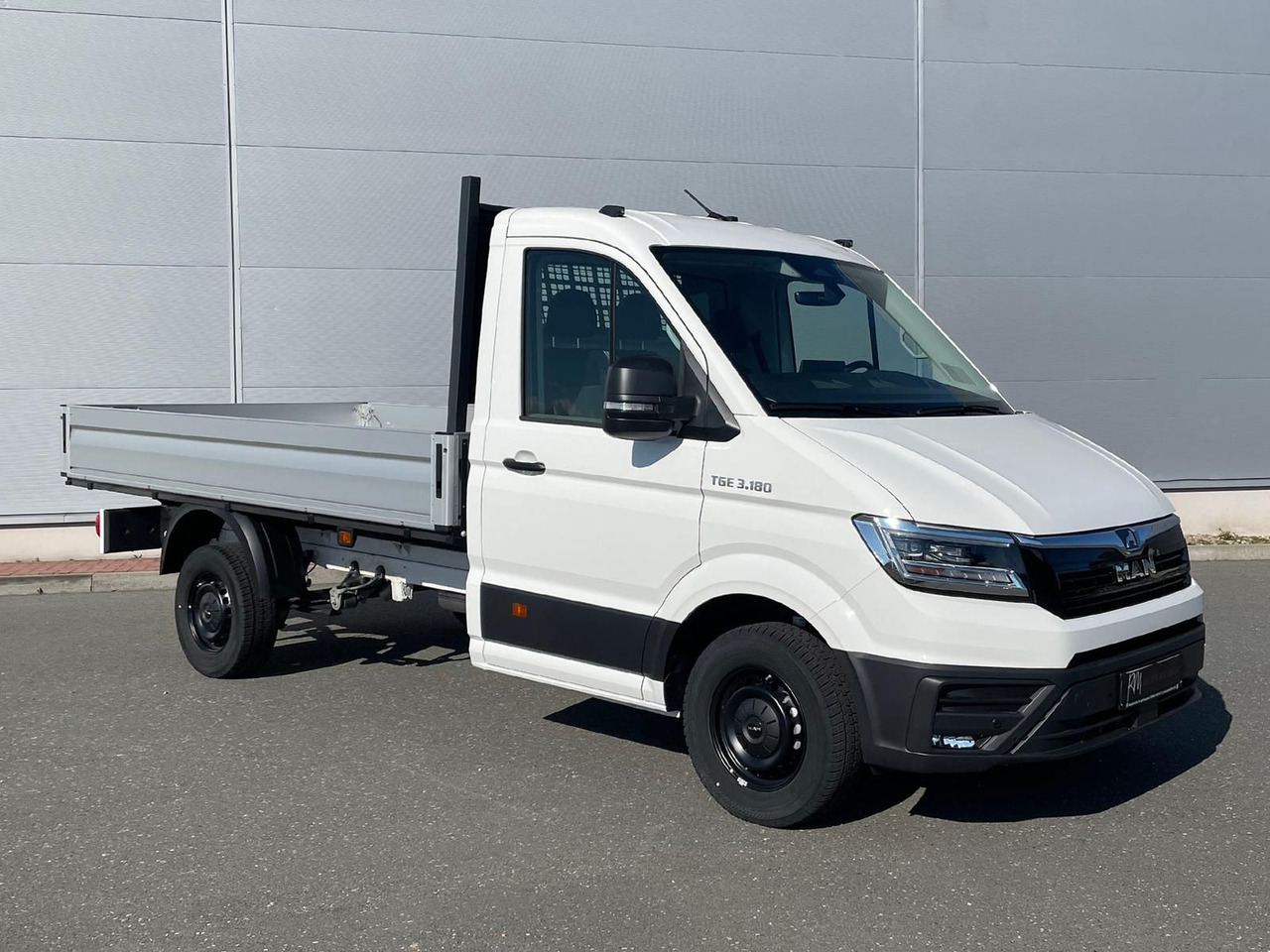 MAN TGE 3.180 Pritsche MR KAMERA AHK SITZHZ - Madelauto: pilt 2 MAN TGE 3.180 Pritsche MR KAMERA AHK SITZHZ - Madelauto: pilt 2