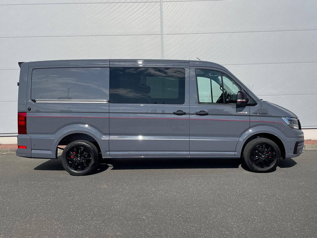 MAN TGE 3.200 L3H2 MIXTO 4x4 Individual S ACC STANDH - Kaubik, Meeskonnaauto: pilt 5 MAN TGE 3.200 L3H2 MIXTO 4x4 Individual S ACC STANDH - Kaubik, Meeskonnaauto: pilt 5