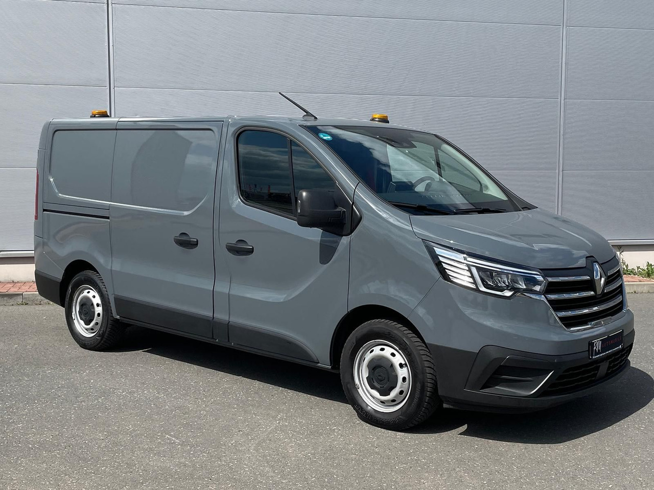 Renault Trafic Kasten RED EDITION L1H1 AHK LED DAB MFL - Mikrobuss: pilt 2 Renault Trafic Kasten RED EDITION L1H1 AHK LED DAB MFL - Mikrobuss: pilt 2