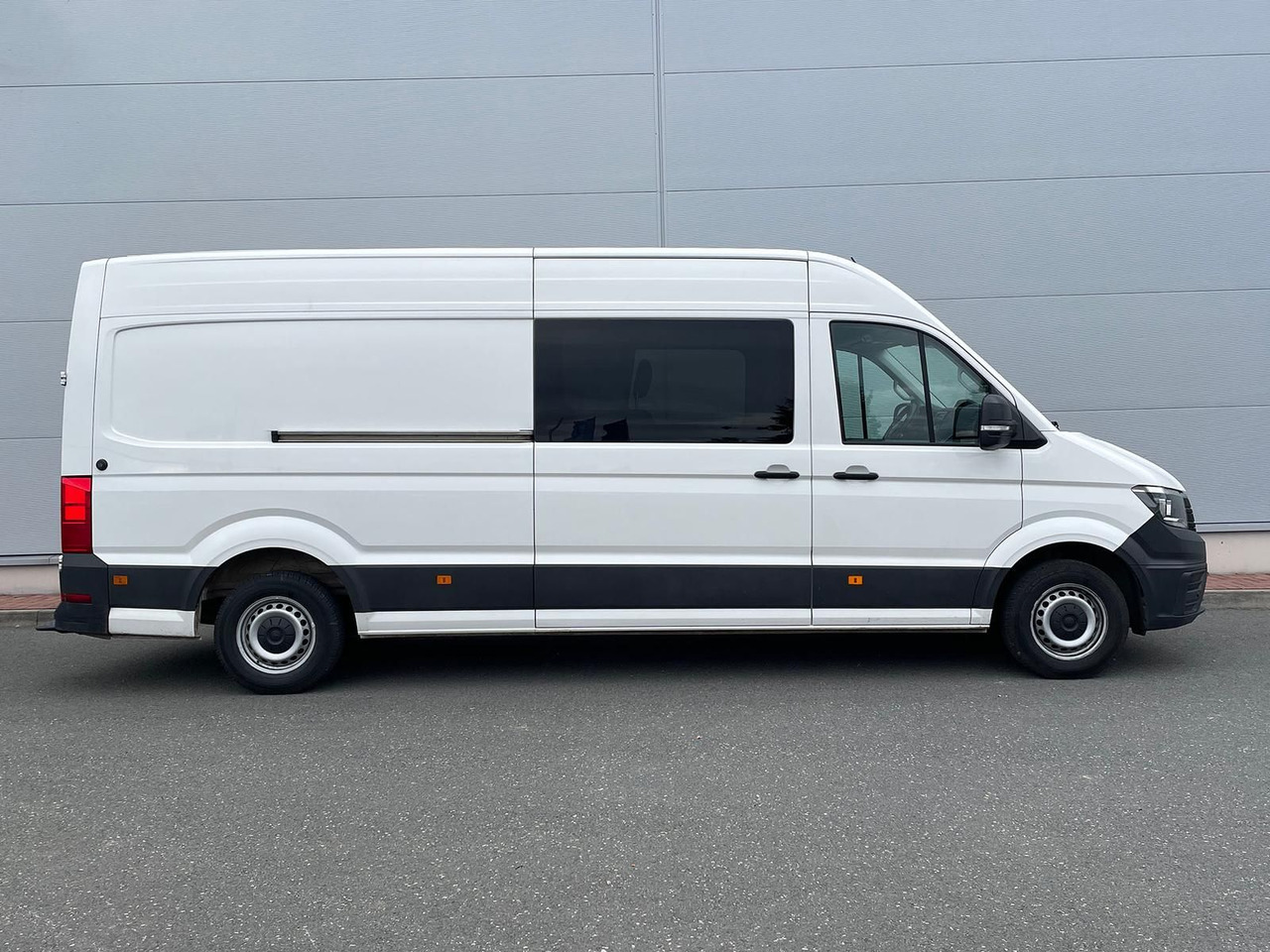 Volkswagen Crafter Kasten 35 L4H3 AHK KLIMA DAB PDC KAMERA - Kaubik: pilt 5 Volkswagen Crafter Kasten 35 L4H3 AHK KLIMA DAB PDC KAMERA - Kaubik: pilt 5