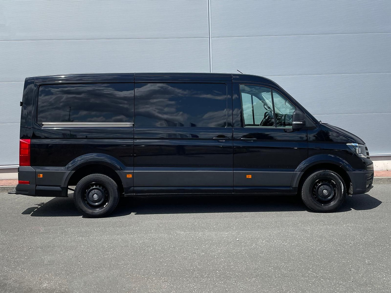 Volkswagen Crafter L3H2 Kasten AHK KAMERA SITZHZ LENKRADHZ - Mikrobuss: pilt 5 Volkswagen Crafter L3H2 Kasten AHK KAMERA SITZHZ LENKRADHZ - Mikrobuss: pilt 5