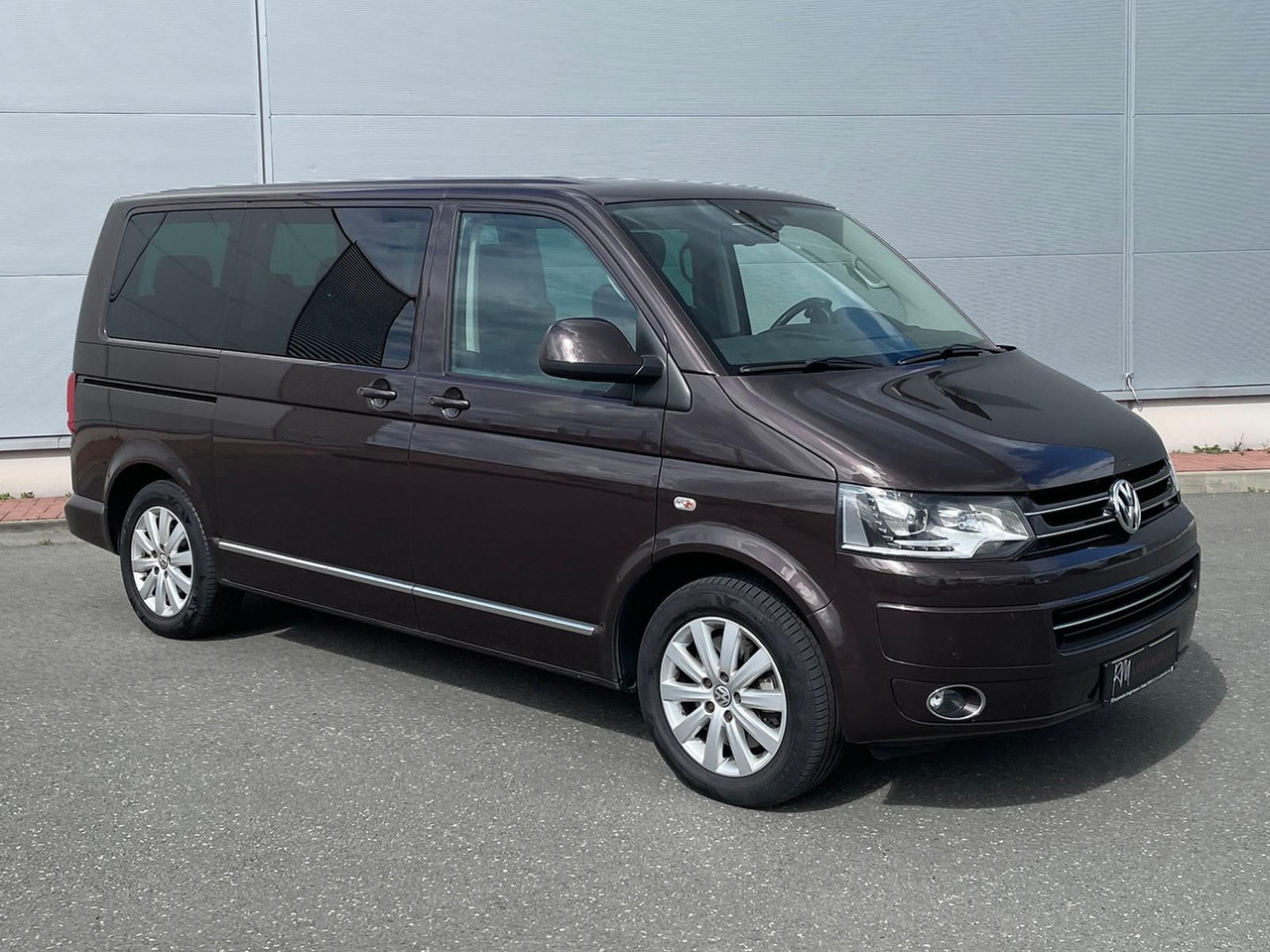 Volkswagen T5 Multivan Highline 4M LEDER AHK MFL - Mikrobuss: pilt 2 Volkswagen T5 Multivan Highline 4M LEDER AHK MFL - Mikrobuss: pilt 2