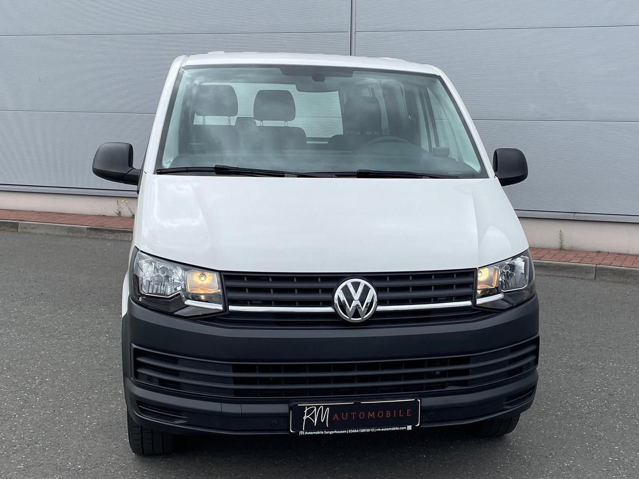 Volkswagen T6 Transporter 2.0 TDI PDC KLIMA - Kaubik: pilt 3 Volkswagen T6 Transporter 2.0 TDI PDC KLIMA - Kaubik: pilt 3