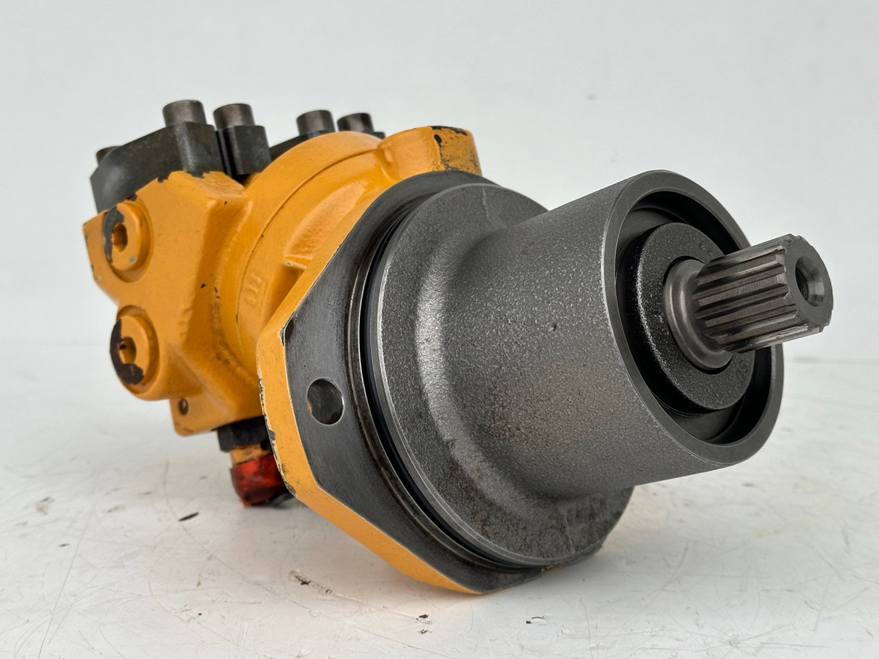 LIEBHERR Konstantmotor mit ID-Nr.5008984-ID-Nr.5007150 – Hydromatik Rexroth Axialkolbenmotor mit Nr.2000349 Typ:A2FE23/61W-NAL191. A308,A310,A312,A900ZW,R308,R310,R312,LOS914,R914,R916. #4064579.DK# - Hüdrauliline mootor - Ekskavaator: pilt 3 LIEBHERR Konstantmotor mit ID-Nr.5008984-ID-Nr.5007150 – Hydromatik Rexroth Axialkolbenmotor mit Nr.2000349 Typ:A2FE23/61W-NAL191. A308,A310,A312,A900ZW,R308,R310,R312,LOS914,R914,R916. #4064579.DK# - Hüdrauliline mootor - Ekskavaator: pilt 3