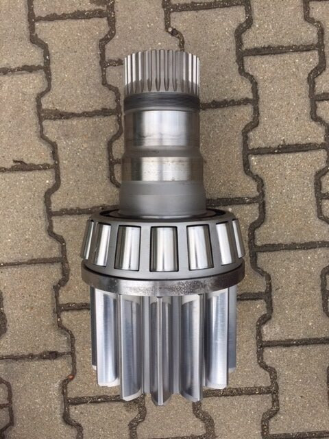 Liebherr Abtriebswelle ID-Nr.90011486. SAT375/279. P9150-1135, R9150-1133, R9150-1438, R9150-1592, R9150-1653, R9150-1857, R964C . #F04# - Veovõll - Ekskavaator: pilt 1 Liebherr Abtriebswelle ID-Nr.90011486. SAT375/279. P9150-1135, R9150-1133, R9150-1438, R9150-1592, R9150-1653, R9150-1857, R964C . #F04# - Veovõll - Ekskavaator: pilt 1