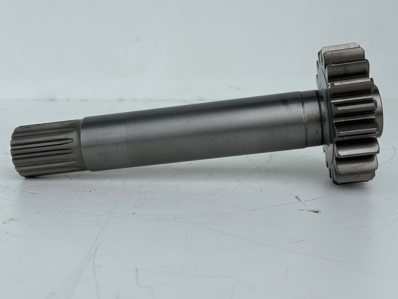 Liebherr Antriebswelle ID-Nr.90214406. FAT400P130. R926-1715, R930-1716, R934-1550, R936 K-LC, R936 K-NLC, R936 K-SLC, R938-1650. #90214406.22.05# - Veomootor - Lintekskavaator: pilt 3 Liebherr Antriebswelle ID-Nr.90214406. FAT400P130. R926-1715, R930-1716, R934-1550, R936 K-LC, R936 K-NLC, R936 K-SLC, R938-1650. #90214406.22.05# - Veomootor - Lintekskavaator: pilt 3