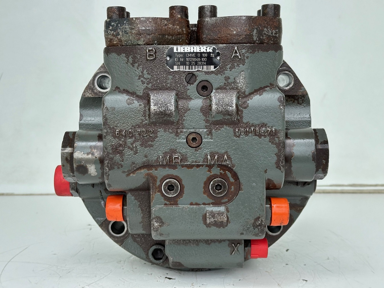 Hüdrauliline mootor - Ehitusmasinad Liebherr Hydraulikeinbaumotor CMVE O 108. ID-Nr.10118562 - ID-Nr.10132610 - ID-Nr.10129048. LOS1916, LOS916, LOS926, R906, R916, R918, R920, R922, R924, R926COMP, R926, R936. #28314#: pilt 9 Hüdrauliline mootor - Ehitusmasinad Liebherr Hydraulikeinbaumotor CMVE O 108. ID-Nr.10118562 - ID-Nr.10132610 - ID-Nr.10129048. LOS1916, LOS916, LOS926, R906, R916, R918, R920, R922, R924, R926COMP, R926, R936. #28314#: pilt 9
