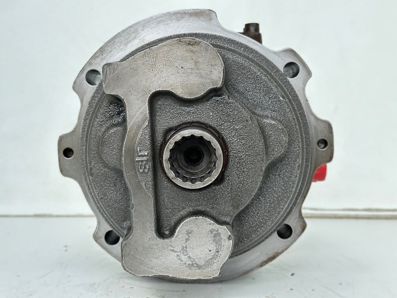 Hüdrauliline mootor - Ehitusmasinad Liebherr Hydraulikeinbaumotor CMVE O 108. ID-Nr.10118562 - ID-Nr.10132610 - ID-Nr.10129048. LOS1916, LOS916, LOS926, R906, R916, R918, R920, R922, R924, R926COMP, R926, R936. #28314#: pilt 10 Hüdrauliline mootor - Ehitusmasinad Liebherr Hydraulikeinbaumotor CMVE O 108. ID-Nr.10118562 - ID-Nr.10132610 - ID-Nr.10129048. LOS1916, LOS916, LOS926, R906, R916, R918, R920, R922, R924, R926COMP, R926, R936. #28314#: pilt 10