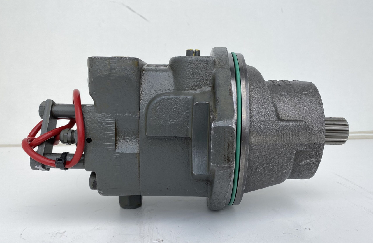 Liebherr Hydraulikeinbaumotor FMF045, ID-Nr.10132702. A924,LH30C,LH30M,LH35M,LH35MT,LH40C,LH40CP,LH40M,LH40MP,LH50CHR,LH50M,LH50MHR,LH50MT. #07110# - Hüdrauliline mootor - Ratastel ekskavaator: pilt 1 Liebherr Hydraulikeinbaumotor FMF045, ID-Nr.10132702. A924,LH30C,LH30M,LH35M,LH35MT,LH40C,LH40CP,LH40M,LH40MP,LH50CHR,LH50M,LH50MHR,LH50MT. #07110# - Hüdrauliline mootor - Ratastel ekskavaator: pilt 1
