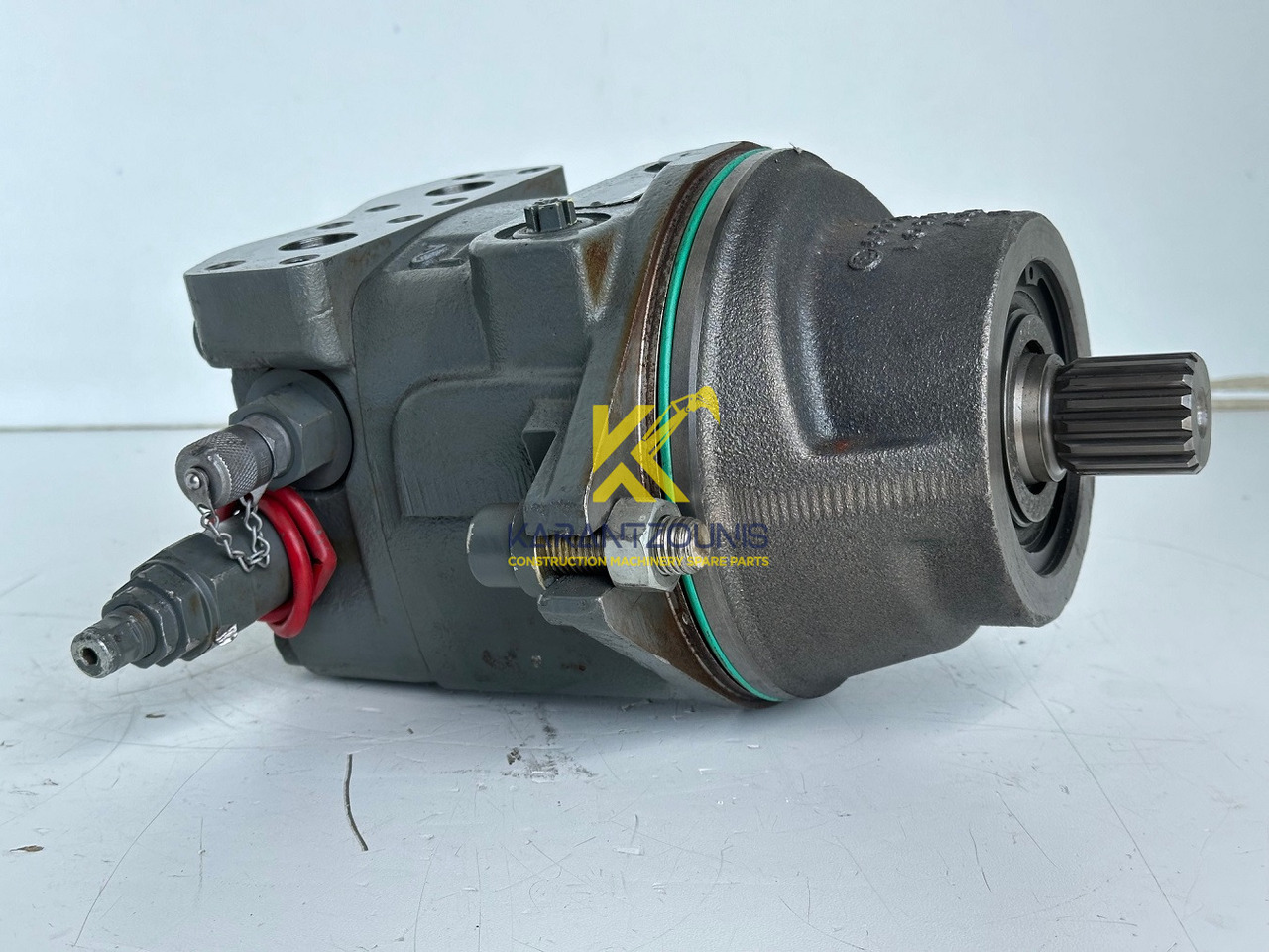 Liebherr Hydraulikeinbaumotor Typ:FMF058, ID-Nr.10122576 - ID-Nr.10145827 - ID-Nr.11371069. LOS1906, P924 COMP , R906, R906 PROTO, R916, R922, R924, R924 COMP, R926 COMP, R926 K LC. #39780# - Hüdrauliline mootor - Ekskavaator: pilt 2 Liebherr Hydraulikeinbaumotor Typ:FMF058, ID-Nr.10122576 - ID-Nr.10145827 - ID-Nr.11371069. LOS1906, P924 COMP , R906, R906 PROTO, R916, R922, R924, R924 COMP, R926 COMP, R926 K LC. #39780# - Hüdrauliline mootor - Ekskavaator: pilt 2