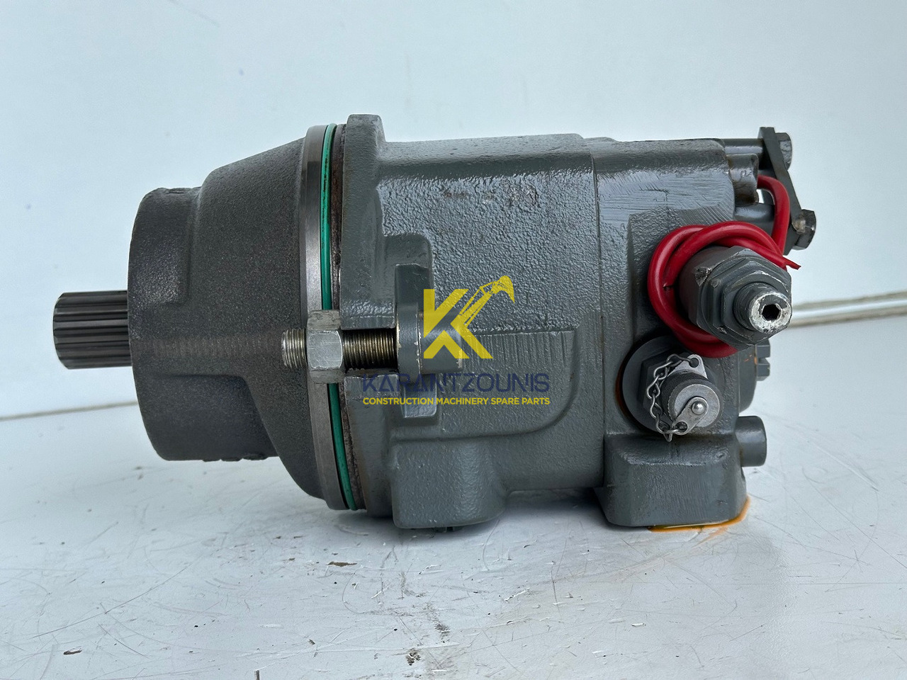 Liebherr Hydraulikeinbaumotor Typ:FMF058, ID-Nr.10122576 - ID-Nr.10145827 - ID-Nr.11371069. LOS1906, P924 COMP , R906, R906 PROTO, R916, R922, R924, R924 COMP, R926 COMP, R926 K LC. #39780# - Hüdrauliline mootor - Ekskavaator: pilt 4 Liebherr Hydraulikeinbaumotor Typ:FMF058, ID-Nr.10122576 - ID-Nr.10145827 - ID-Nr.11371069. LOS1906, P924 COMP , R906, R906 PROTO, R916, R922, R924, R924 COMP, R926 COMP, R926 K LC. #39780# - Hüdrauliline mootor - Ekskavaator: pilt 4