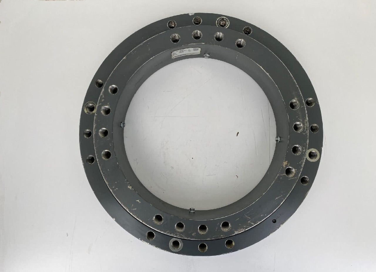 Liebherr Kugeldrehverbindung Typ:KUD 14 V0 011-000. ID-Nr.90000667. TA230 - Pöördrõngas - Ehitusmasinad: pilt 3 Liebherr Kugeldrehverbindung Typ:KUD 14 V0 011-000. ID-Nr.90000667. TA230 - Pöördrõngas - Ehitusmasinad: pilt 3