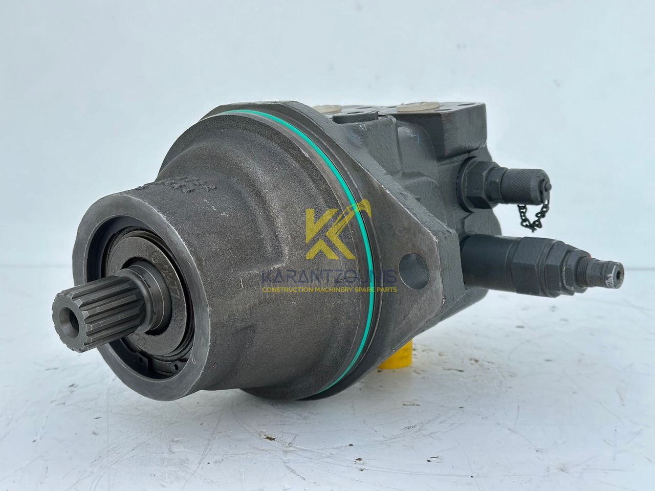 Liebherr Original Hydraulikeinbaumotor Typ:FMF045. ID-Nr.12464216. R914 RAIL, R914 COMP, R914 K-S, R914 K-STD, R918, R918LC, R918NLC, R918 XLC, R920 K-LC, R920 K-NLC. #12464216.25879# - Pöördemootor - Ehitusmasinad: pilt 1 Liebherr Original Hydraulikeinbaumotor Typ:FMF045. ID-Nr.12464216. R914 RAIL, R914 COMP, R914 K-S, R914 K-STD, R918, R918LC, R918NLC, R918 XLC, R920 K-LC, R920 K-NLC. #12464216.25879# - Pöördemootor - Ehitusmasinad: pilt 1