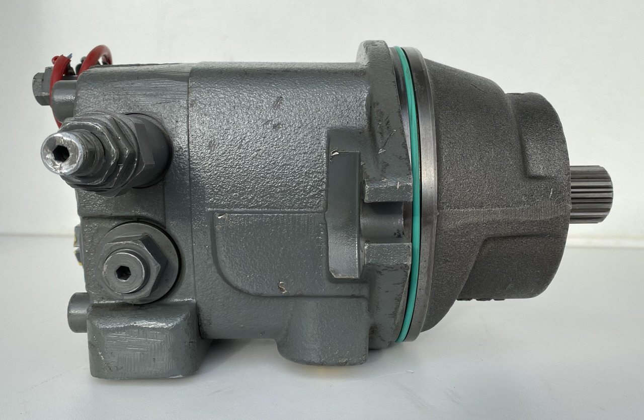 Liebherr Original Hydraulikeinbaumotor Typ: FMF064, ID-Nr.10122573 - ID-Nr.11353744 - ID-Nr.11371736. P924,P926,R906,R916,R914,COMP,R926,R950T. #HY.37996# - Pöördemootor - Ehitusmasinad: pilt 2 Liebherr Original Hydraulikeinbaumotor Typ: FMF064, ID-Nr.10122573 - ID-Nr.11353744 - ID-Nr.11371736. P924,P926,R906,R916,R914,COMP,R926,R950T. #HY.37996# - Pöördemootor - Ehitusmasinad: pilt 2