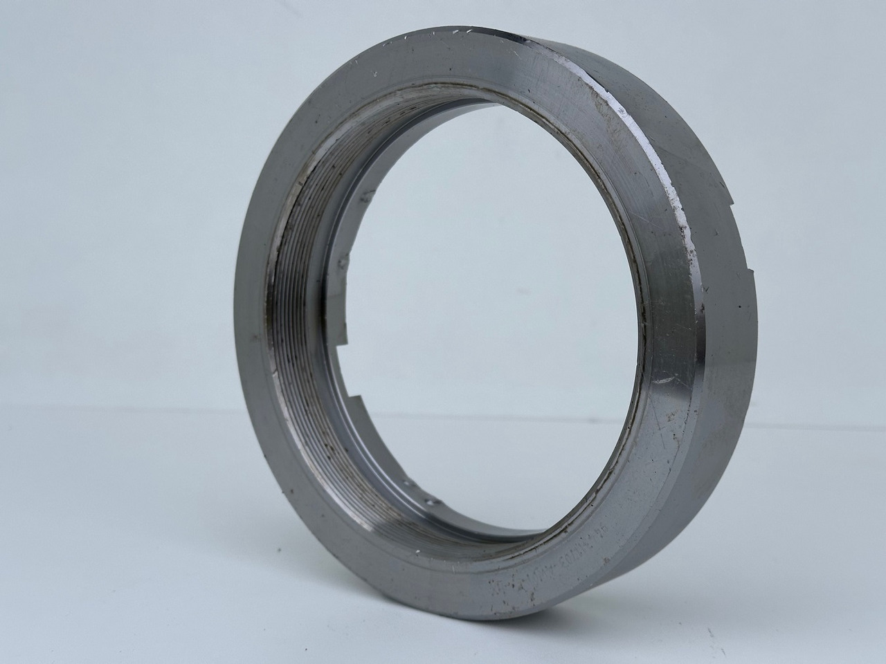 Liebherr Original Nutmutter ID-Nr.9443117 - ID-Nr.944311703. LH110,A974,LOS974,P974,P976,R974,R976,R980,P994,P995,R944,R995. #944311703.30.12.02# - Pöördemootor - Ehitusmasinad: pilt 4 Liebherr Original Nutmutter ID-Nr.9443117 - ID-Nr.944311703. LH110,A974,LOS974,P974,P976,R974,R976,R980,P994,P995,R944,R995. #944311703.30.12.02# - Pöördemootor - Ehitusmasinad: pilt 4