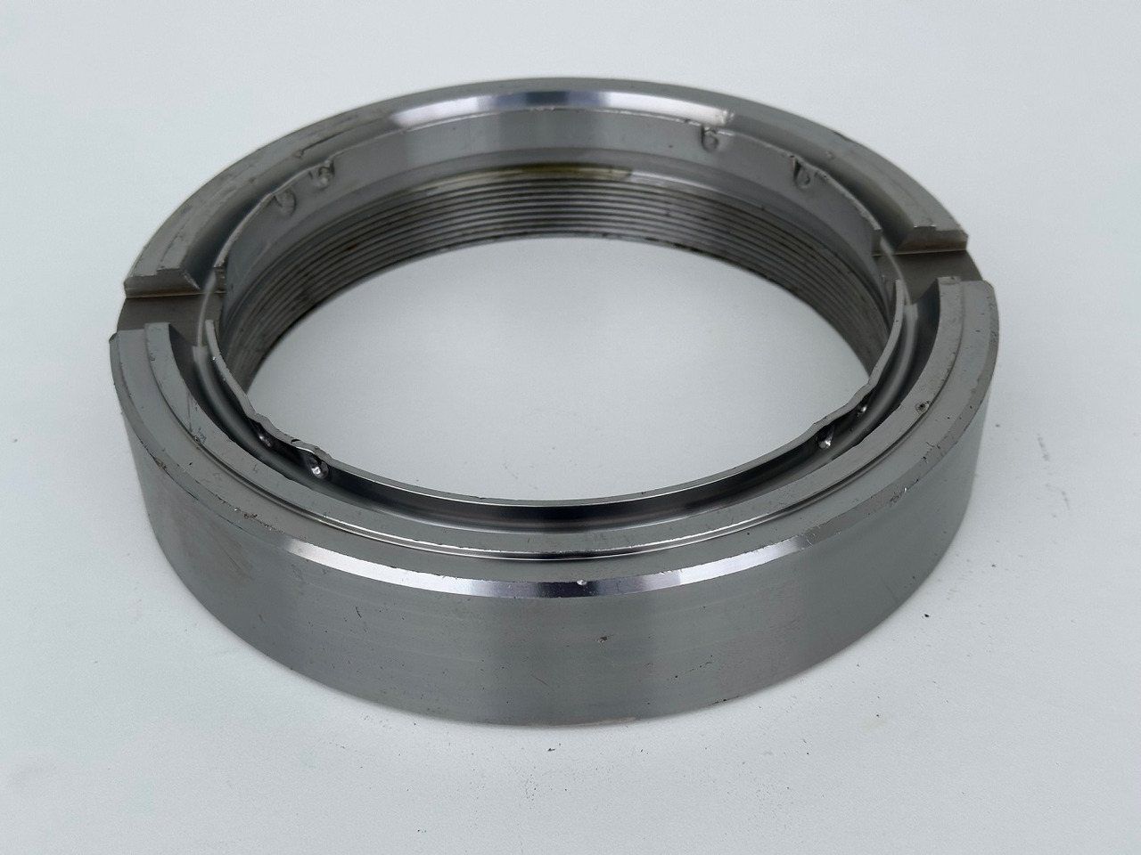 Liebherr Original Nutmutter ID-Nr.9443117 - ID-Nr.944311703. LH110,A974,LOS974,P974,P976,R974,R976,R980,P994,P995,R944,R995. #944311703.30.12.02# - Pöördemootor - Ehitusmasinad: pilt 2 Liebherr Original Nutmutter ID-Nr.9443117 - ID-Nr.944311703. LH110,A974,LOS974,P974,P976,R974,R976,R980,P994,P995,R944,R995. #944311703.30.12.02# - Pöördemootor - Ehitusmasinad: pilt 2