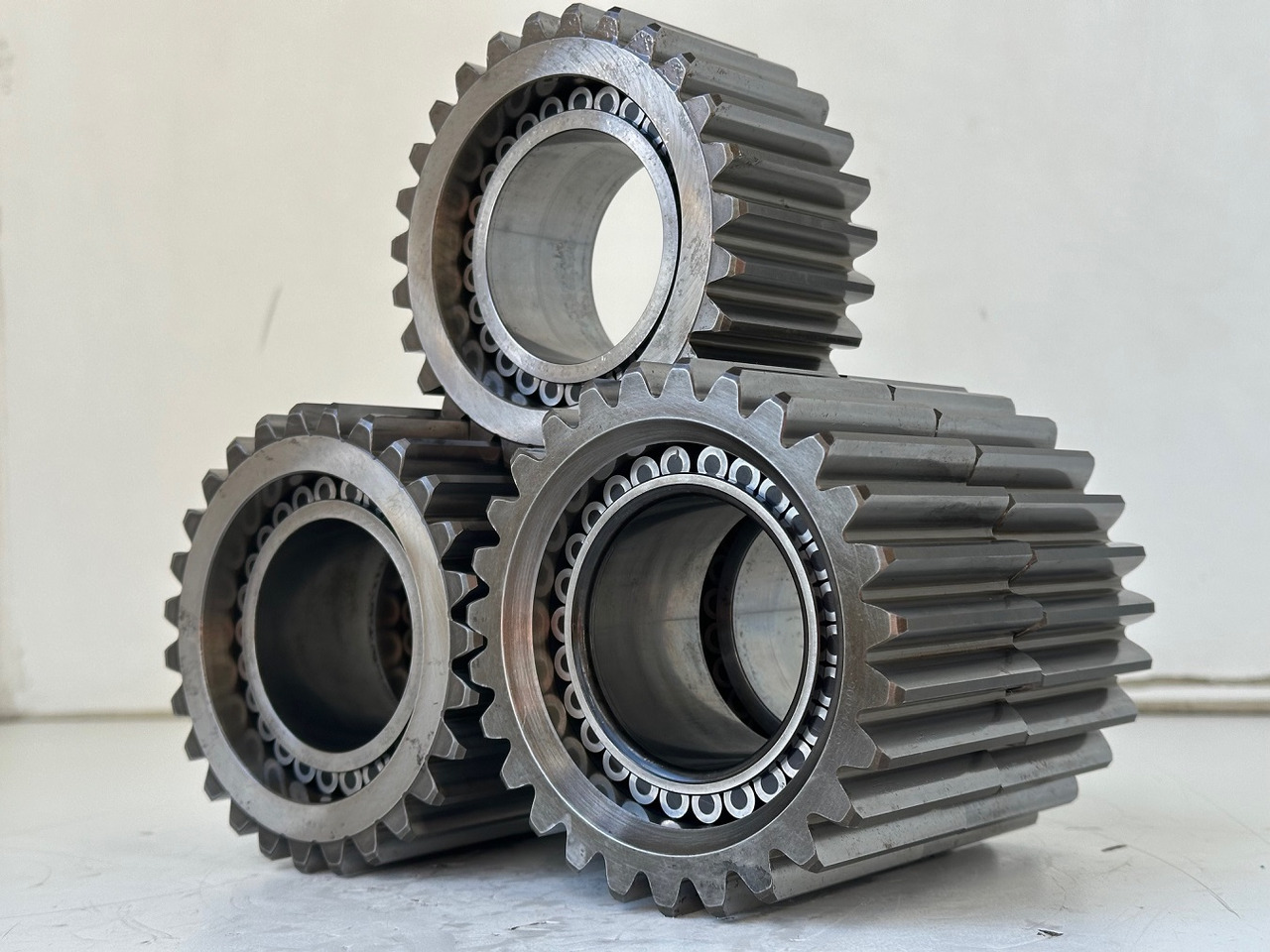 Liebherr Planetenrad ID-Nr.90024935. FAT400P112 - FAT400P130 - FAT400P139. R926, R928, R930, R934, R936, R938, R940, R944, R946, R950 T. #90024935.01.51139# - Käigukast - Ehitusmasinad: pilt 2 Liebherr Planetenrad ID-Nr.90024935. FAT400P112 - FAT400P130 - FAT400P139. R926, R928, R930, R934, R936, R938, R940, R944, R946, R950 T. #90024935.01.51139# - Käigukast - Ehitusmasinad: pilt 2