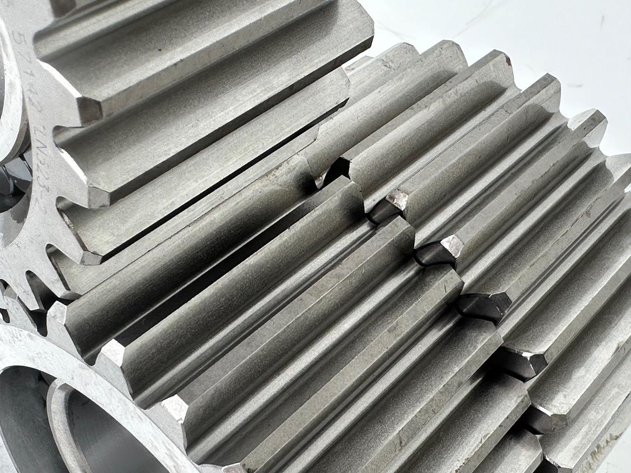 Liebherr Planetenrad ID-Nr.90024935. FAT400P112 - FAT400P130 - FAT400P139. R926, R928, R930, R934, R936, R938, R940, R944, R946, R950 T. #90024935.20.01# - Veomootor - Ehitusmasinad: pilt 4 Liebherr Planetenrad ID-Nr.90024935. FAT400P112 - FAT400P130 - FAT400P139. R926, R928, R930, R934, R936, R938, R940, R944, R946, R950 T. #90024935.20.01# - Veomootor - Ehitusmasinad: pilt 4