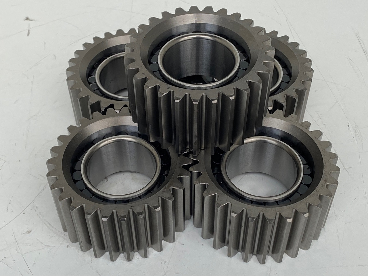 Liebherr Planetenrad ID-Nr.90205840. FAT350P126 - FAT350P138. R920 - R922 - R924 - R925 - R926 - R930 T. #PL24.02.1# - Veomootor - Ehitusmasinad: pilt 2 Liebherr Planetenrad ID-Nr.90205840. FAT350P126 - FAT350P138. R920 - R922 - R924 - R925 - R926 - R930 T. #PL24.02.1# - Veomootor - Ehitusmasinad: pilt 2