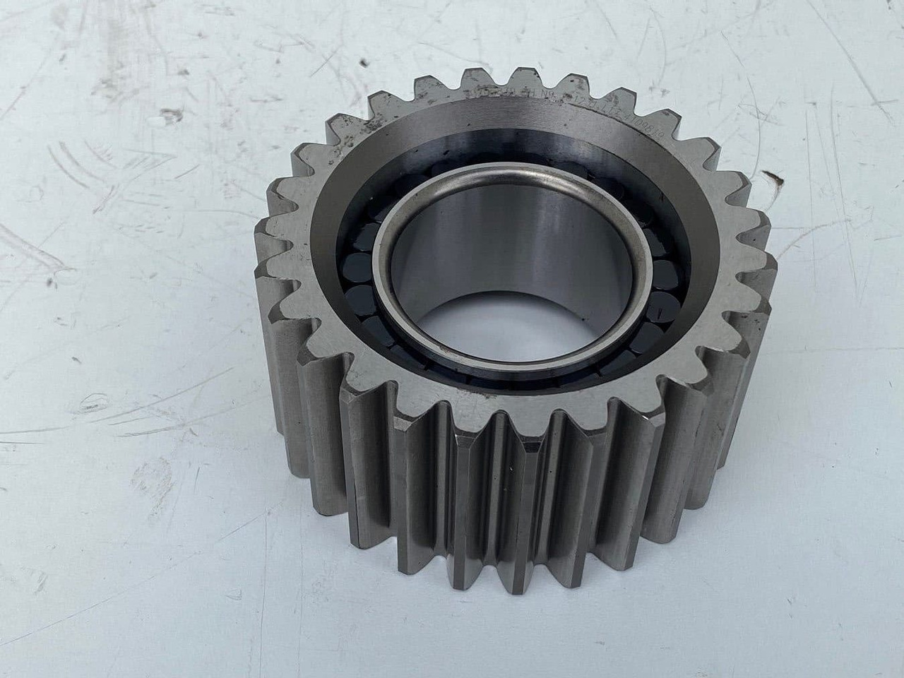 Liebherr Planetenrad ID-Nr.90205840. FAT350P126 - FAT350P138. R920 - R922 - R924 - R925 - R926 - R930 T. #PL25.02.1# - Veomootor - Ehitusmasinad: pilt 2 Liebherr Planetenrad ID-Nr.90205840. FAT350P126 - FAT350P138. R920 - R922 - R924 - R925 - R926 - R930 T. #PL25.02.1# - Veomootor - Ehitusmasinad: pilt 2