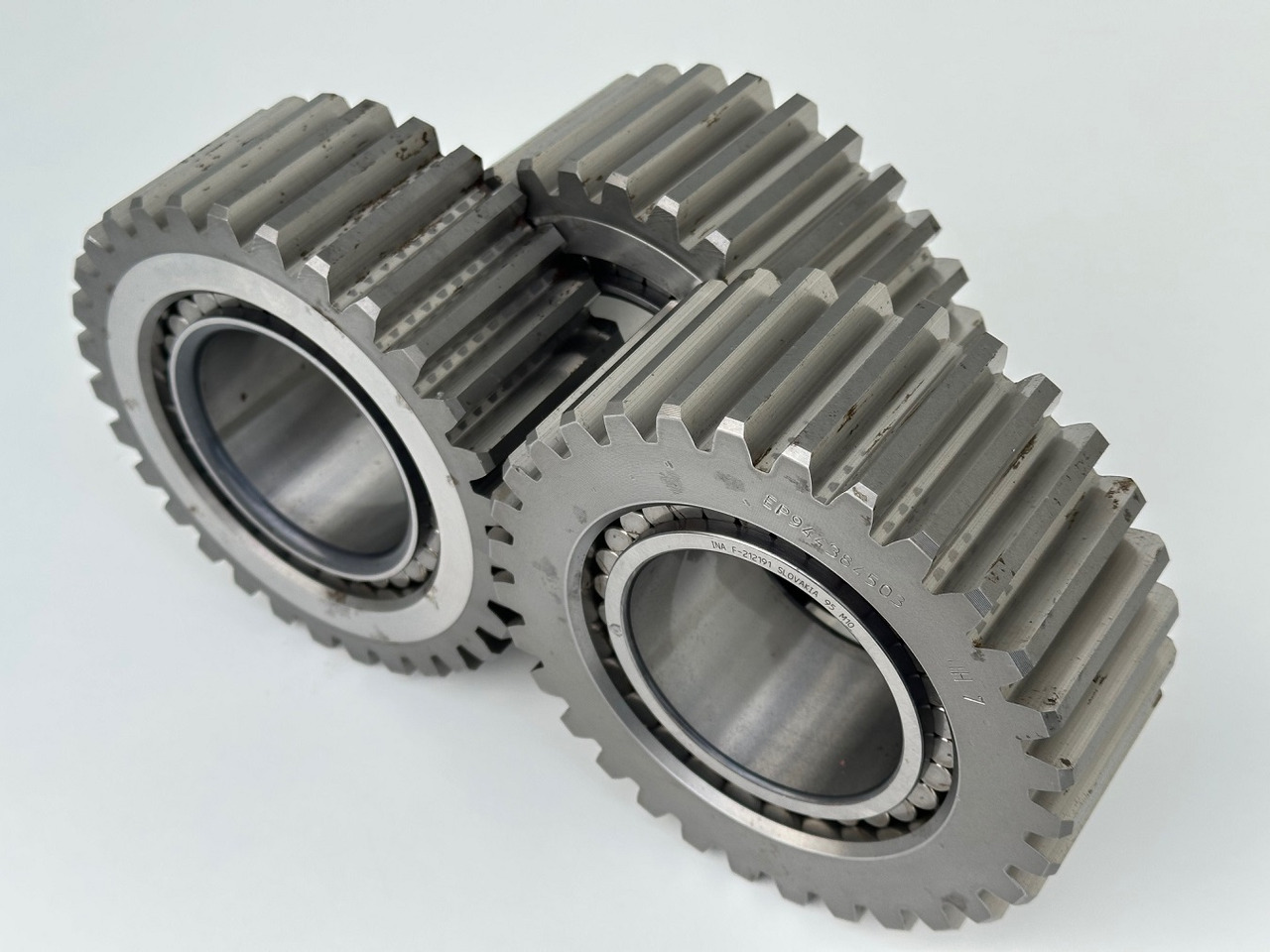 Liebherr Planetenrad ID-Nr.9443844 - ID-Nr.944384403. FAT450 - FAT450P004. LH60, LH80, ER944, LOS944, LOS954, R944, R954. #944384503.15.11# - Veomootor - Ehitusmasinad: pilt 1 Liebherr Planetenrad ID-Nr.9443844 - ID-Nr.944384403. FAT450 - FAT450P004. LH60, LH80, ER944, LOS944, LOS954, R944, R954. #944384503.15.11# - Veomootor - Ehitusmasinad: pilt 1