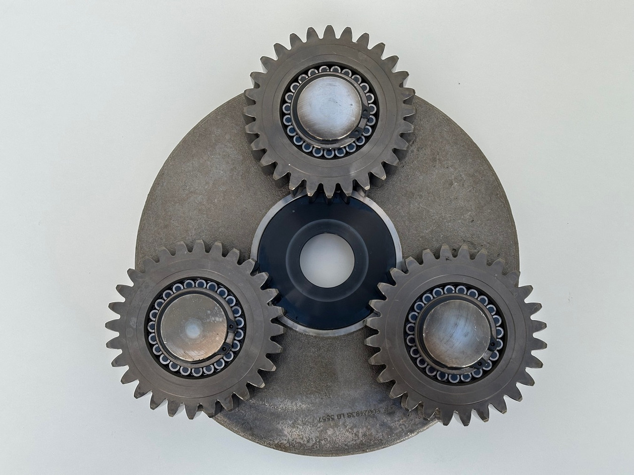 Liebherr Planetenträger ID-Nr.90024938 mit Planetenräder ID-Nr.90024939. FAT400P112 -FAT400P130 - FAT400P139. LO1936,LOS926,R926,R928,R930,R934,R936,R940,R944,R946,R950 T. #PLA.938.PLA.939# - Veomootor - Ehitusmasinad: pilt 3 Liebherr Planetenträger ID-Nr.90024938 mit Planetenräder ID-Nr.90024939. FAT400P112 -FAT400P130 - FAT400P139. LO1936,LOS926,R926,R928,R930,R934,R936,R940,R944,R946,R950 T. #PLA.938.PLA.939# - Veomootor - Ehitusmasinad: pilt 3