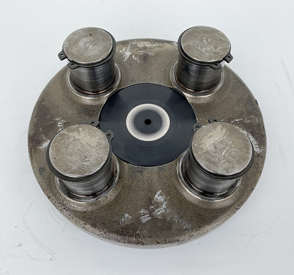 Liebherr Planetenträger ID-Nr.944306303 - ID-Nr.9443063. A924,A928,A932,A934,LH30,LH35,R906,R916,R922,R924,R926,R932,R934,R944 T. #4603# - Pöördemootor - Ehitusmasinad: pilt 3 Liebherr Planetenträger ID-Nr.944306303 - ID-Nr.9443063. A924,A928,A932,A934,LH30,LH35,R906,R916,R922,R924,R926,R932,R934,R944 T. #4603# - Pöördemootor - Ehitusmasinad: pilt 3