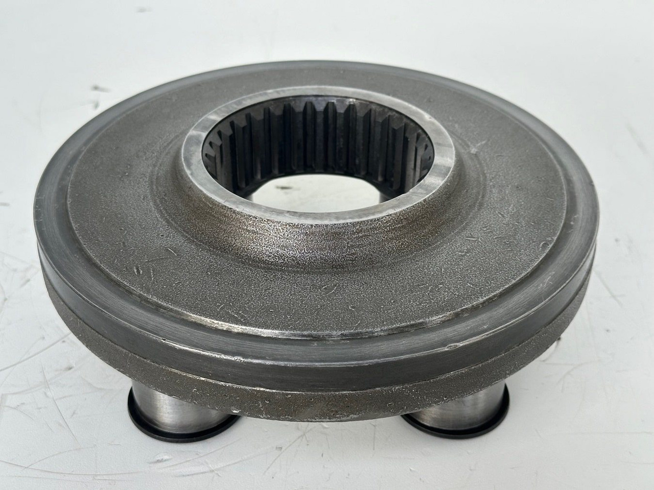 Liebherr Planetenträger ID-Nr.944306303 - ID-Nr.9443063. A924, A934, LH30, LH35, R906, R916, R922, R924, R926, R932, R934, R944. #k9079# - Käigukast - Ehitusmasinad: pilt 4 Liebherr Planetenträger ID-Nr.944306303 - ID-Nr.9443063. A924, A934, LH30, LH35, R906, R916, R922, R924, R926, R932, R934, R944. #k9079# - Käigukast - Ehitusmasinad: pilt 4