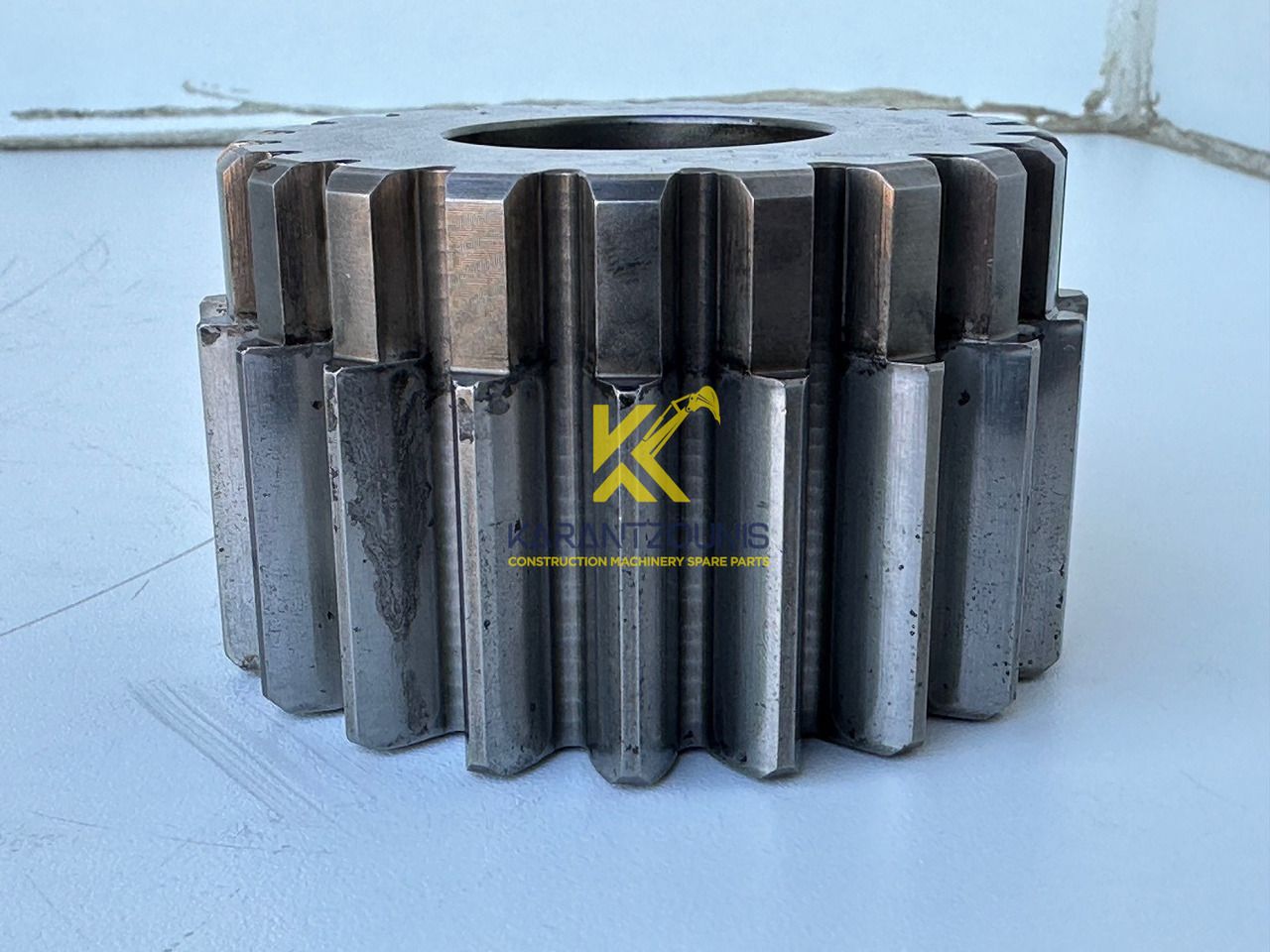 Liebherr Sonnenrad ID-Nr.90002821. FAT400P112, FAT400P130, FAT400P139. R926, R928, R930, R934, R936, R938, R940, R944, R946, R950 T. #90002821.06.08.01# - Veomootor - Ekskavaator: pilt 4 Liebherr Sonnenrad ID-Nr.90002821. FAT400P112, FAT400P130, FAT400P139. R926, R928, R930, R934, R936, R938, R940, R944, R946, R950 T. #90002821.06.08.01# - Veomootor - Ekskavaator: pilt 4