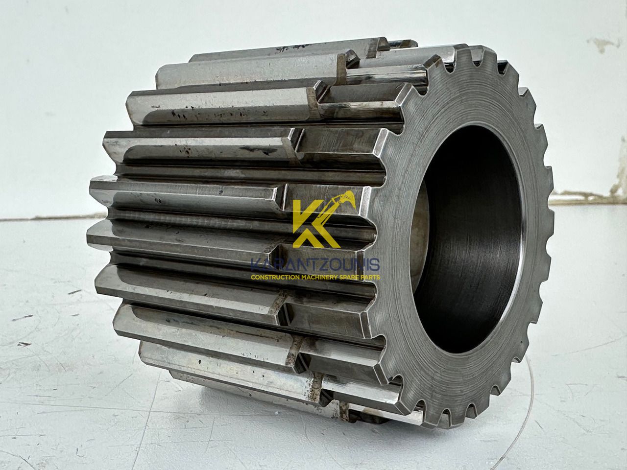 Liebherr Sonnenrad ID-Nr.90016258. FAT400P112,FAT400P130,FAT400P139,LOS1936,LOS926,R926,R928,R930,R934,R936,R938,R940,R944,R946,R950T. #90016258.28.09# - Veomootor - Ekskavaator: pilt 3 Liebherr Sonnenrad ID-Nr.90016258. FAT400P112,FAT400P130,FAT400P139,LOS1936,LOS926,R926,R928,R930,R934,R936,R938,R940,R944,R946,R950T. #90016258.28.09# - Veomootor - Ekskavaator: pilt 3