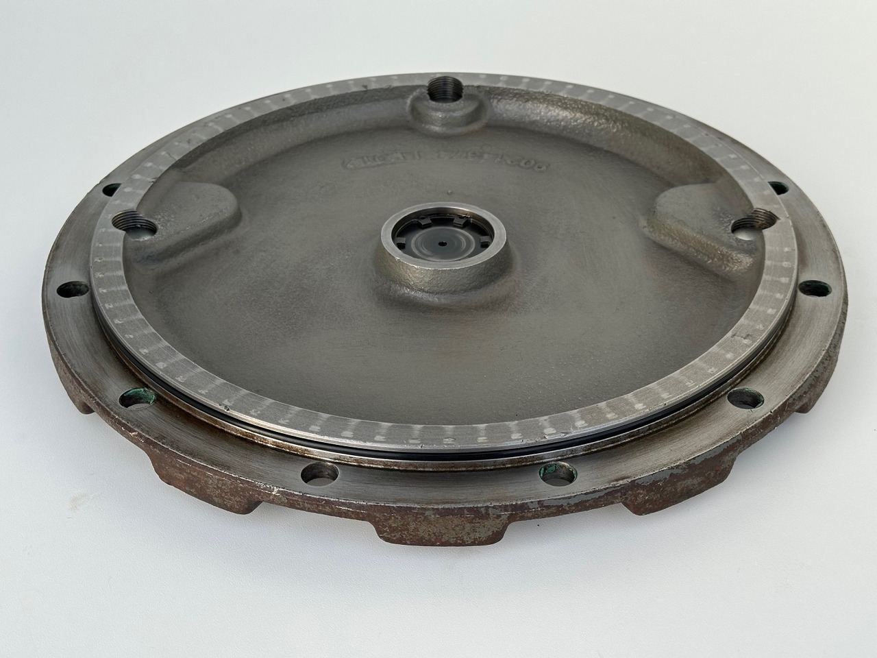 Liebherr Verschlussdeckel ID-Nr.90214374. FAT400P130, FAT400P139. R926-1715, R928-1715, R930-1716, R934-1550, R936 K-LC, R936 K-NLC, R936 K-SLC, R938-1650. #90214374.25.01# - Veomootor - Lintekskavaator: pilt 5 Liebherr Verschlussdeckel ID-Nr.90214374. FAT400P130, FAT400P139. R926-1715, R928-1715, R930-1716, R934-1550, R936 K-LC, R936 K-NLC, R936 K-SLC, R938-1650. #90214374.25.01# - Veomootor - Lintekskavaator: pilt 5