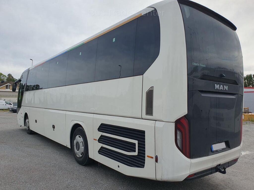 MAN Lion´s Coach R07 RHC474 - Kaugsõidu buss: pilt 3 MAN Lion´s Coach R07 RHC474 - Kaugsõidu buss: pilt 3