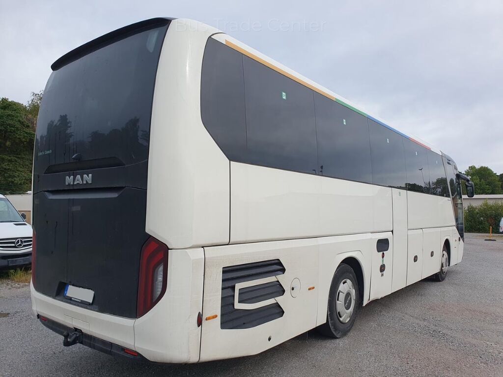 MAN Lion´s Coach R07 RHC474 - Kaugsõidu buss: pilt 2 MAN Lion´s Coach R07 RHC474 - Kaugsõidu buss: pilt 2