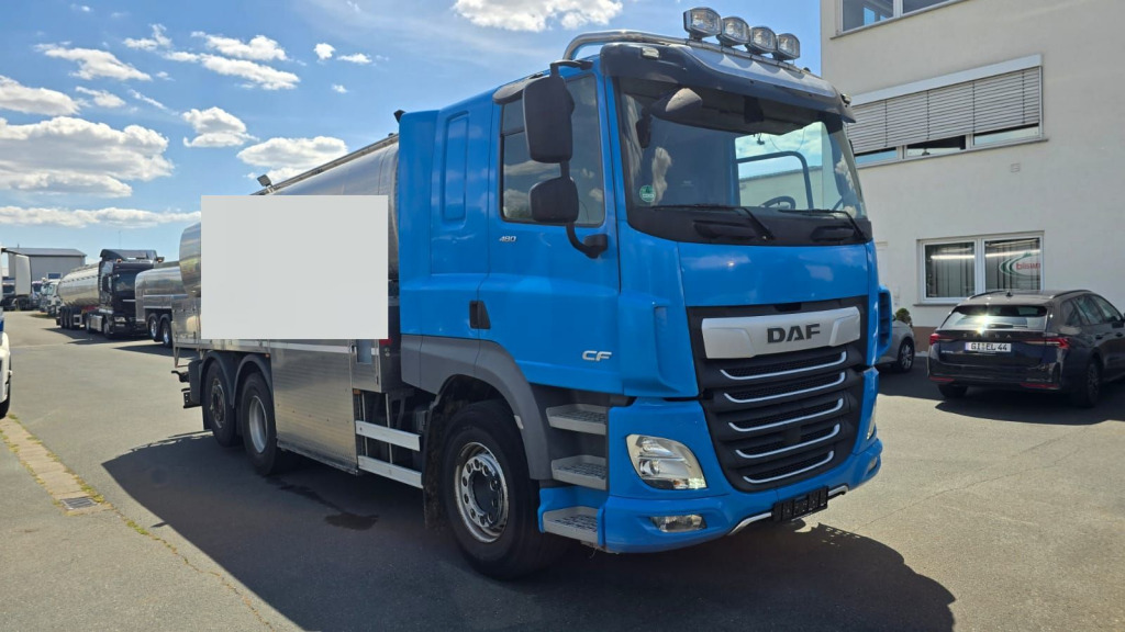 DAF CF 480 6x2 (Nr. 6097) - Kabiinišassiiga veoauto: pilt 1 DAF CF 480 6x2 (Nr. 6097) - Kabiinišassiiga veoauto: pilt 1