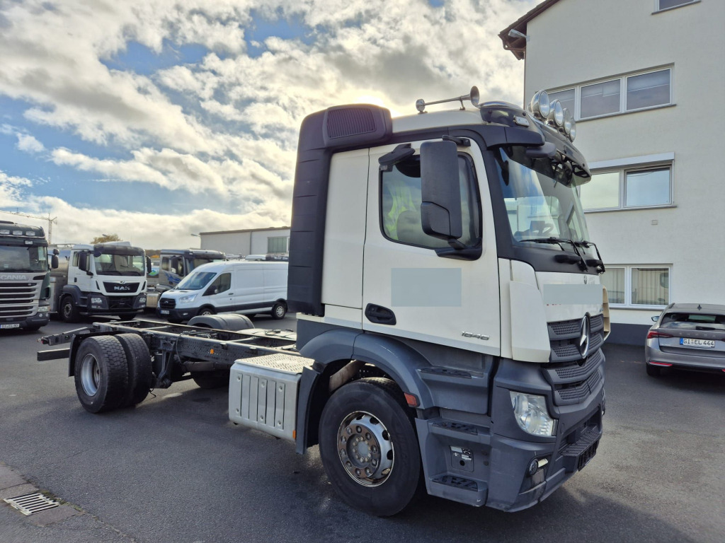 Mercedes Benz 1846 Actros (Nr. 5883) - Tsisternauto: pilt 1 Mercedes Benz 1846 Actros (Nr. 5883) - Tsisternauto: pilt 1