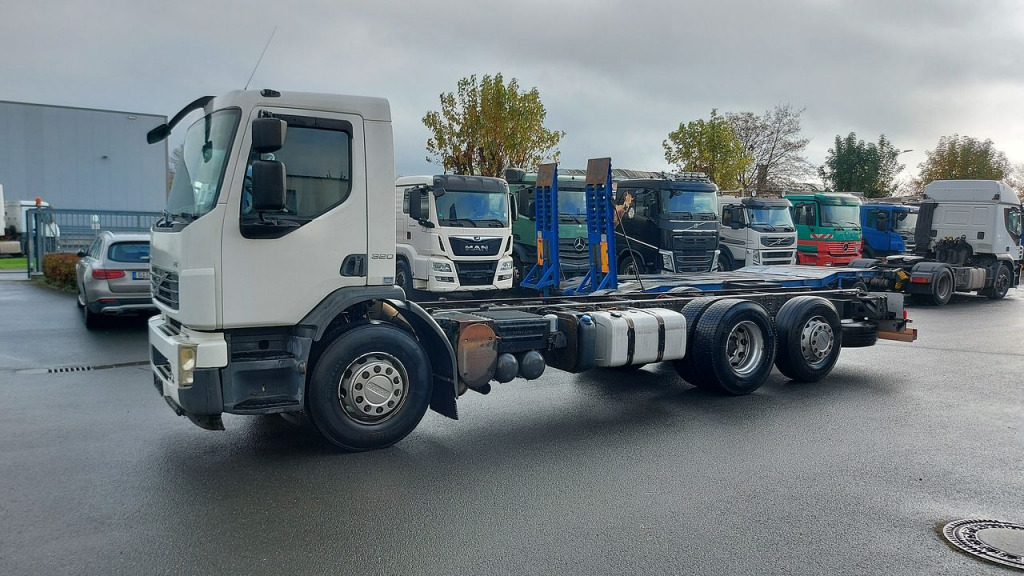 Volvo FE 320 (Nr. 4979) - Kabiinišassiiga veoauto: pilt 2 Volvo FE 320 (Nr. 4979) - Kabiinišassiiga veoauto: pilt 2